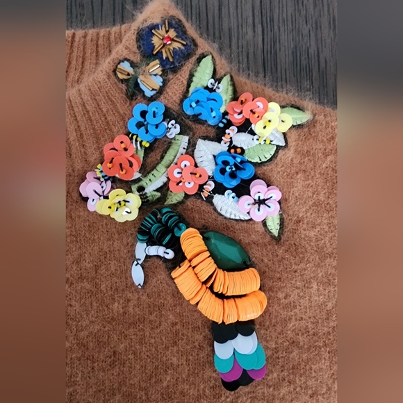 Very warm sweater with embroidery, size S - Picture 8 of 10